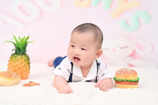 北京宝宝在妈妈肚子里
